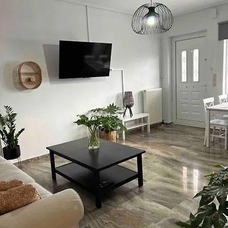 Messinian Sun Apartment Kalamata